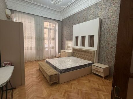 3 otaqlı köhnə tikili - Sahil m. - 150 m²