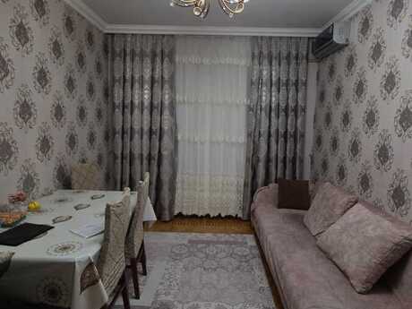 4 otaqlı köhnə tikili - 8-ci mikrorayon q. - 100 m²