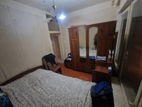 2 otaqlı köhnə tikili - Həzi Aslanov q. - 50 m²