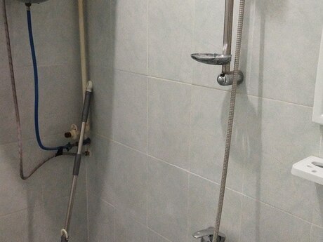 2 otaqlı köhnə tikili - Memar Əcəmi m. - 40 m²