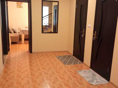 5 otaqlı həyət evi/bağ evi - Nardaran q. - 200 m²