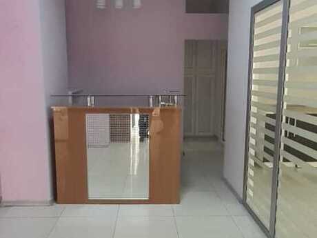 Obyekt - Xalqlar Dostluğu m. - 150 m²