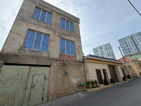 Elan №6058292 - Bakı, Badamdar q., 6 otaqlı, 300 m²