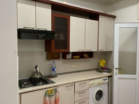 2 otaqlı köhnə tikili - Sahil m. - 70 m²