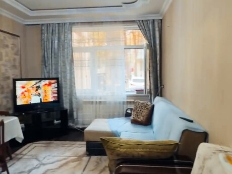 Elan №6058330 - Bakı, Memar Əcəmi m., 2 otaqlı, 50 m², 1/5 mərtəbə