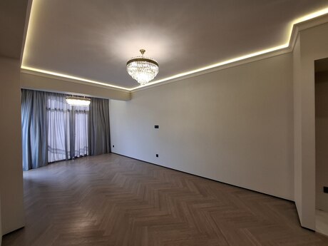 2 otaqlı yeni tikili - Şah İsmayıl Xətai m. - 68 m²