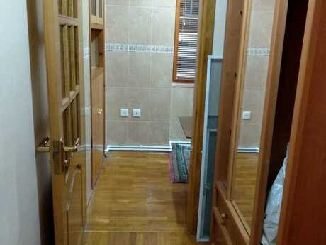 3 otaqlı köhnə tikili - Elmlər Akademiyası m. - 60 m²