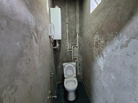 3 otaqlı həyət evi/bağ evi - Lökbatan q. - 100 m²