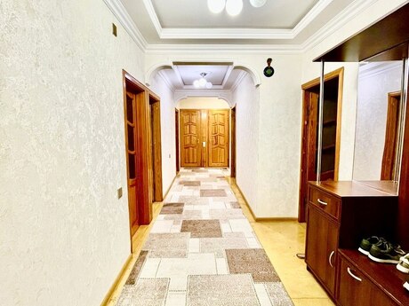 5 otaqlı köhnə tikili - Xalqlar Dostluğu m. - 120 m²