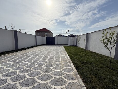 4 otaqlı həyət evi/bağ evi - Zabrat q. - 140 m²