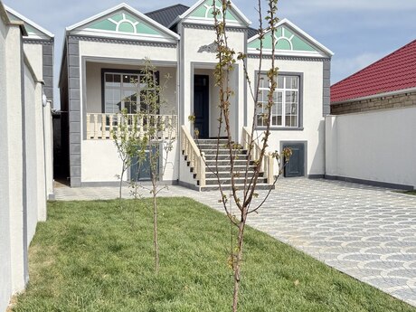 4 otaqlı həyət evi/bağ evi - Zabrat q. - 140 m²