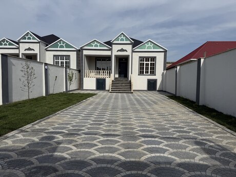 4 otaqlı həyət evi/bağ evi - Zabrat q. - 140 m²