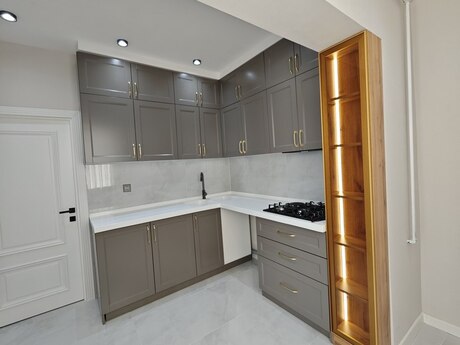 4 otaqlı köhnə tikili - Bakıxanov q. - 100 m²