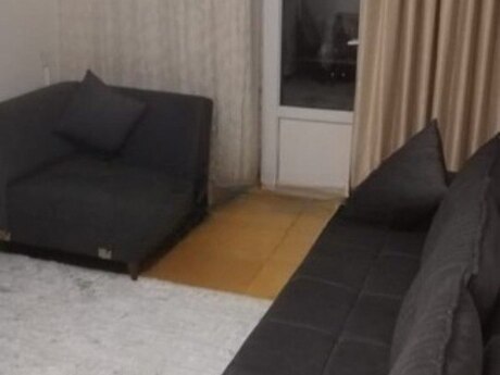 2 otaqlı köhnə tikili - Biləcəri q. - 50 m²