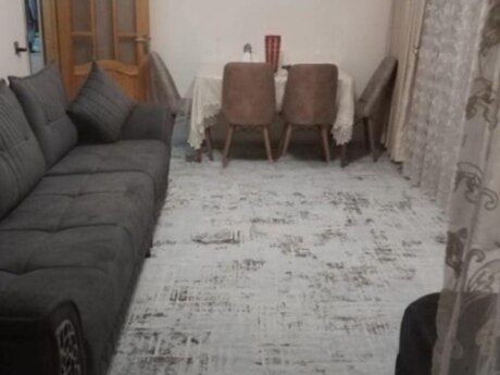 2 otaqlı köhnə tikili - Biləcəri q. - 50 m²