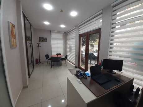 Obyekt - Yasamal r. - 250 m²