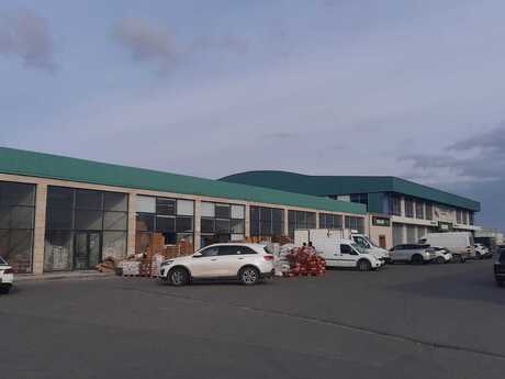 Obyekt - Lökbatan q. - 650 m²