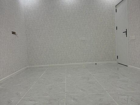 2 otaqlı köhnə tikili - 8 Noyabr m. - 35 m²