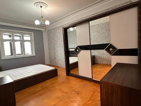 3 otaqlı köhnə tikili - Gənclik m. - 90 m²