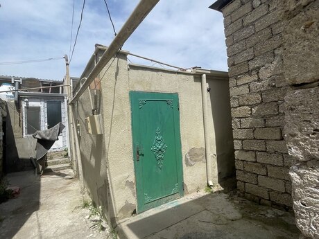 3 otaqlı həyət evi/bağ evi - Balaxanı q. - 100 m²