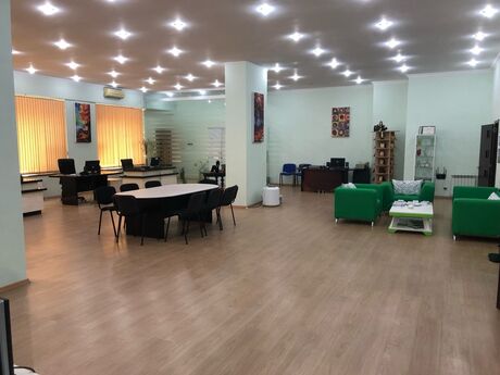 2-комн. офис - м. Гянджлик - 250 м²