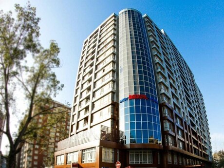 Объявление №6058660 - Баку, м. 28 мая, 3-комн., 130 м², 13/16 этаж