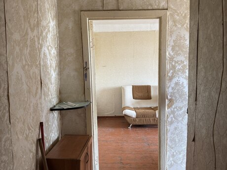 2 otaqlı köhnə tikili - Qara Qarayev m. - 48 m²