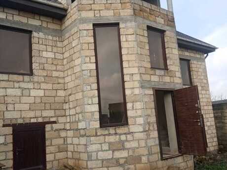 6 otaqlı həyət evi/bağ evi - Quba - 240 m²