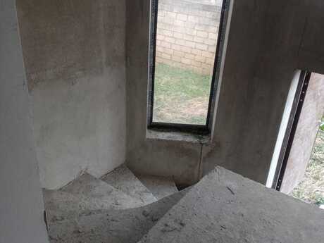 6 otaqlı həyət evi/bağ evi - Quba - 240 m²