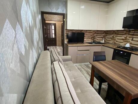 2 otaqlı köhnə tikili - Memar Əcəmi m. - 60 m²