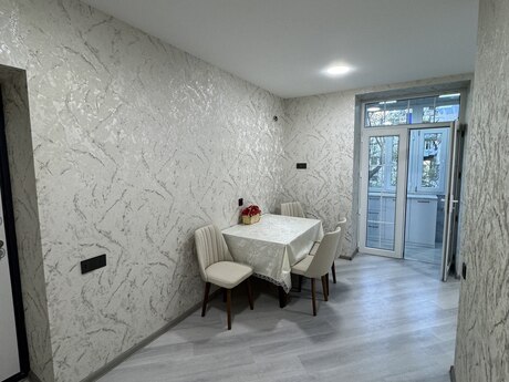 1 otaqlı köhnə tikili - Nəriman Nərimanov m. - 32 m²