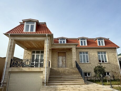 10 otaqlı həyət evi/bağ evi - Hövsan q. - 690 m²