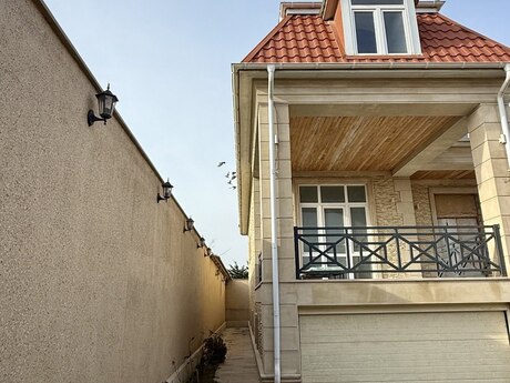 10 otaqlı həyət evi/bağ evi - Hövsan q. - 690 m²