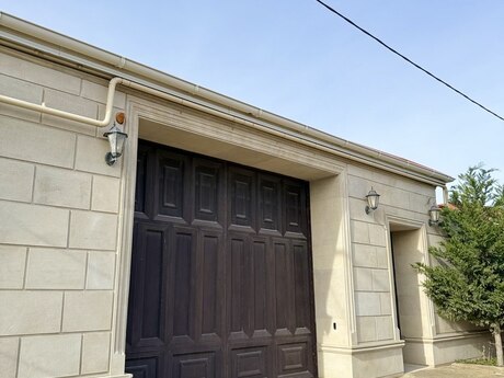 10 otaqlı həyət evi/bağ evi - Hövsan q. - 690 m²