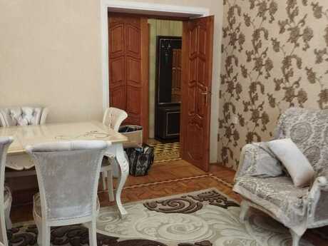 3 otaqlı köhnə tikili - Elmlər Akademiyası m. - 112 m²