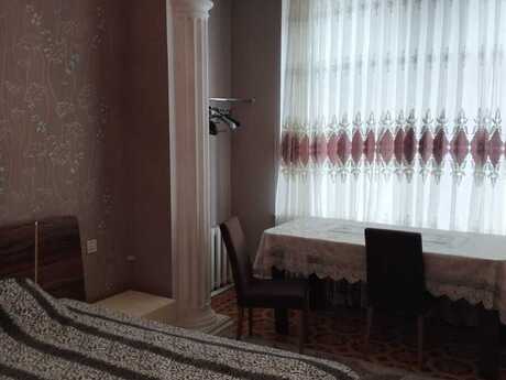 3 otaqlı köhnə tikili - Elmlər Akademiyası m. - 112 m²