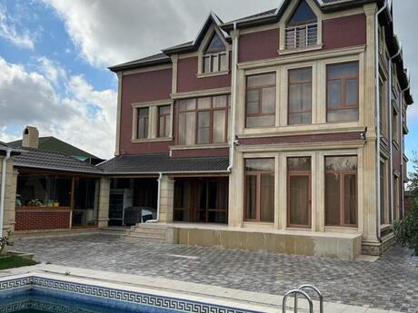 9 otaqlı həyət evi/bağ evi - Novxanı q. - 800 m²