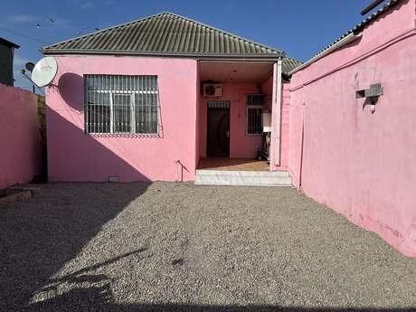 3 otaqlı həyət evi/bağ evi - Pirşağı q. - 82 m²