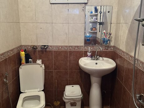 3 otaqlı həyət evi/bağ evi - Pirşağı q. - 82 m²