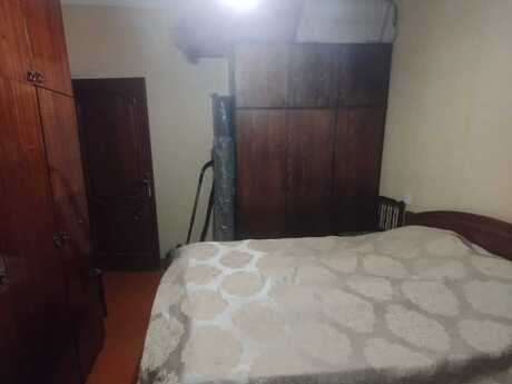 4 otaqlı köhnə tikili - İnşaatçılar m. - 110 m²