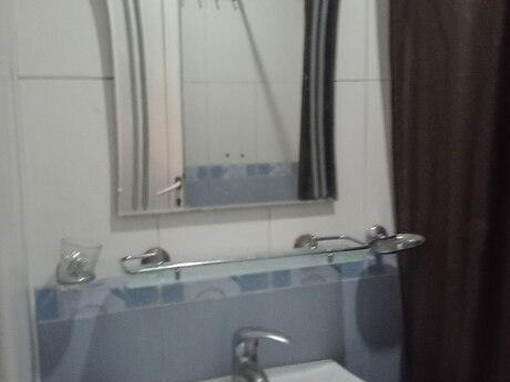 3 otaqlı köhnə tikili - Memar Əcəmi m. - 80 m²