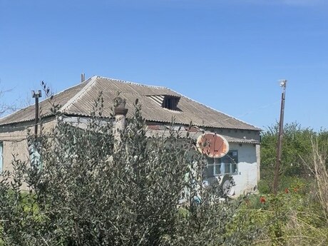 4 otaqlı həyət evi/bağ evi - Xaçmaz - 100 m²