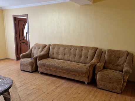 2 otaqlı həyət evi/bağ evi - Əhmədli m. - 60 m²