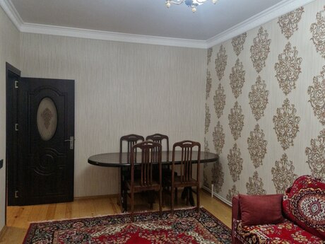 3 otaqlı köhnə tikili - Köhnə Günəşli q. - 90 m²