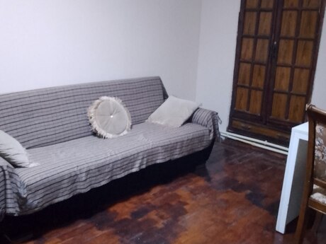 2 otaqlı həyət evi/bağ evi - Qaraçuxur q. - 50 m²