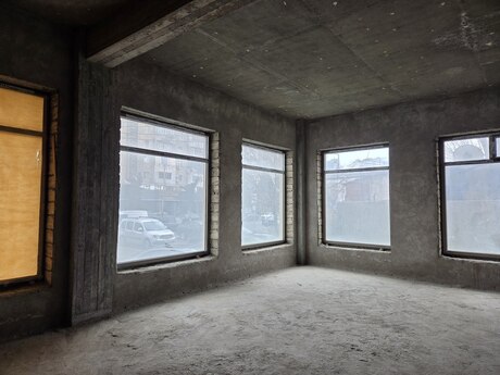 Obyekt - Elmlər Akademiyası m. - 516 m²