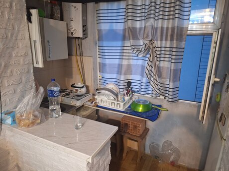 1 otaqlı köhnə tikili - Xətai r. - 32 m²