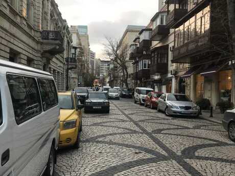 4 otaqlı köhnə tikili - Sahil m. - 180 m²