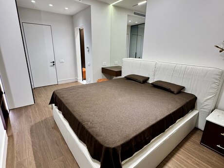 Elan №6059011 - Bakı, 28 May m., 2 otaqlı, 95 m², 4/32 mərtəbə