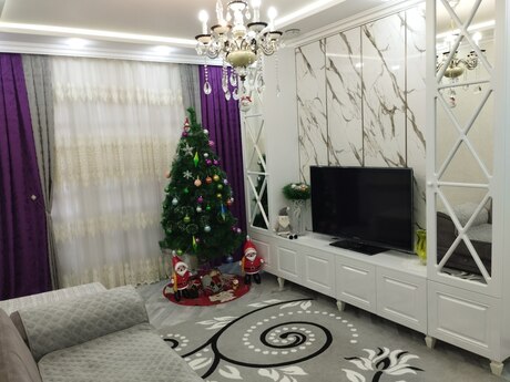 4 otaqlı köhnə tikili - Azadlıq Prospekti m. - 110 m²